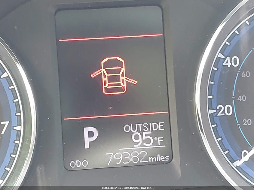 2019 TOYOTA COROLLA auction photo 7