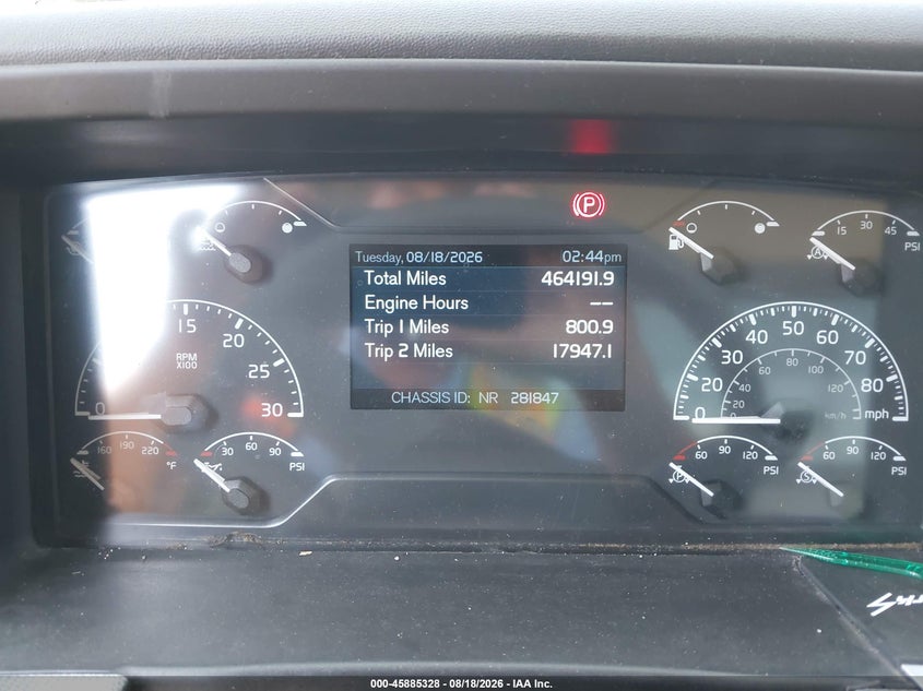 2021 VOLVO VNR auction photo 5