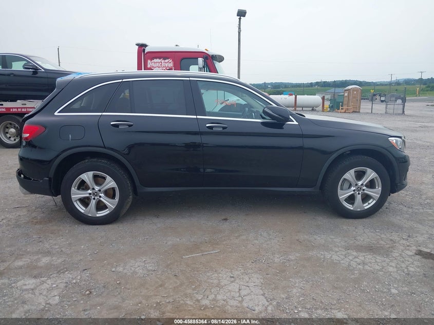 MERCEDES-BENZ GLC 300 - zdjęcie 13