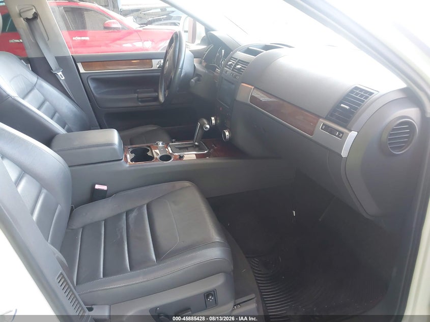 2009 VOLKSWAGEN TOUAREG 2 auction photo 5