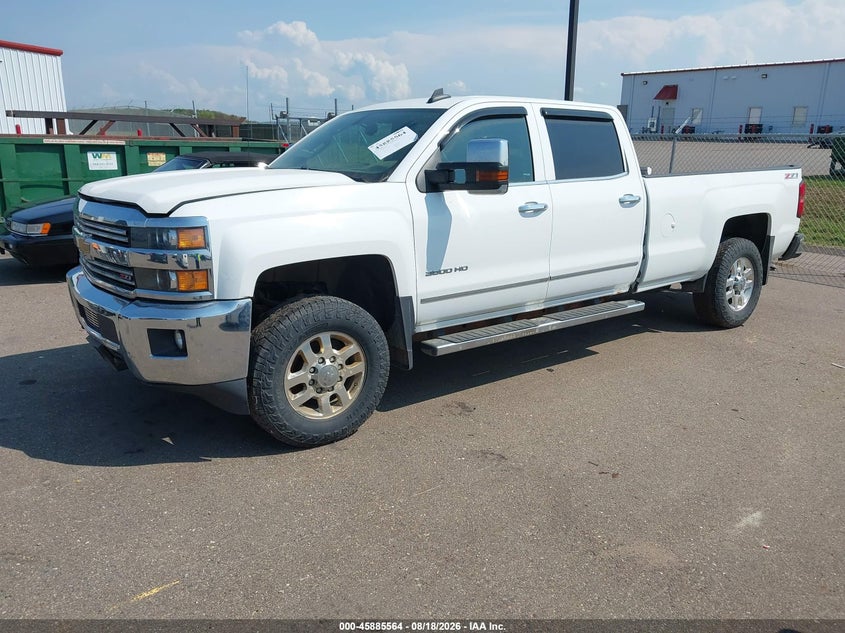 2015 Chevrolet Silverado, Правий зад, IAAI, VIN 1GC4K0CG6FF619390 — фото 2