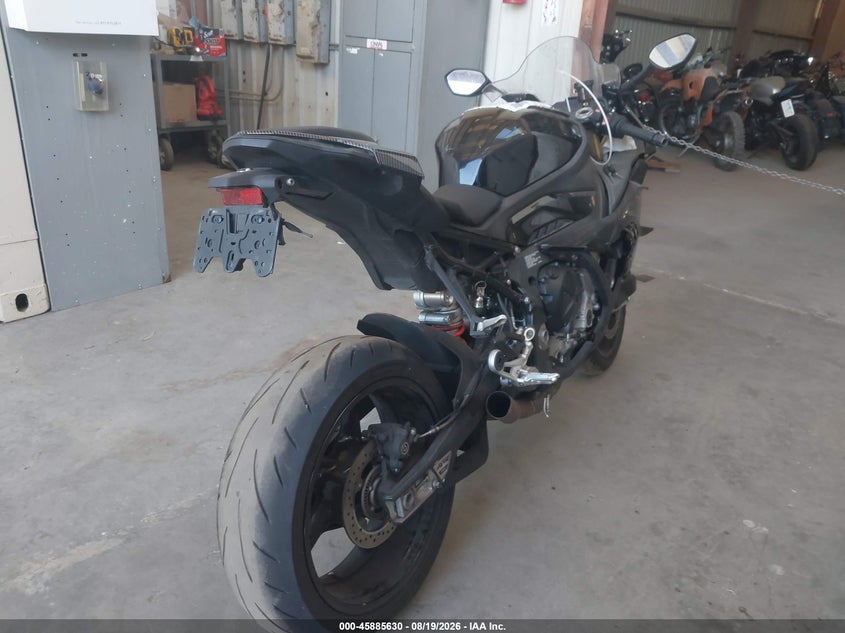 2026 BMW S 1000 auction photo 4