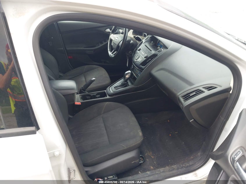2015 FORD FOCUS auction photo 5
