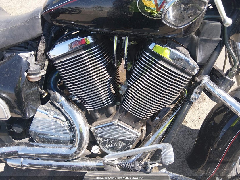 2002 VICTORY MOTORCYCLES DELUXE TOURING auction photo 8