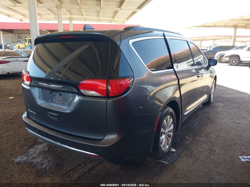 CHRYSLER PACIFICA 2017 VIN 2C4RC1BG8HR505610