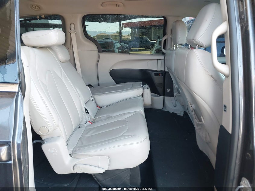 CHRYSLER PACIFICA 2017 VIN 2C4RC1BG8HR505610