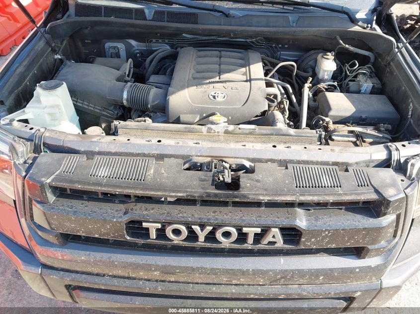 TOYOTA TUNDRA - zdjęcie 10