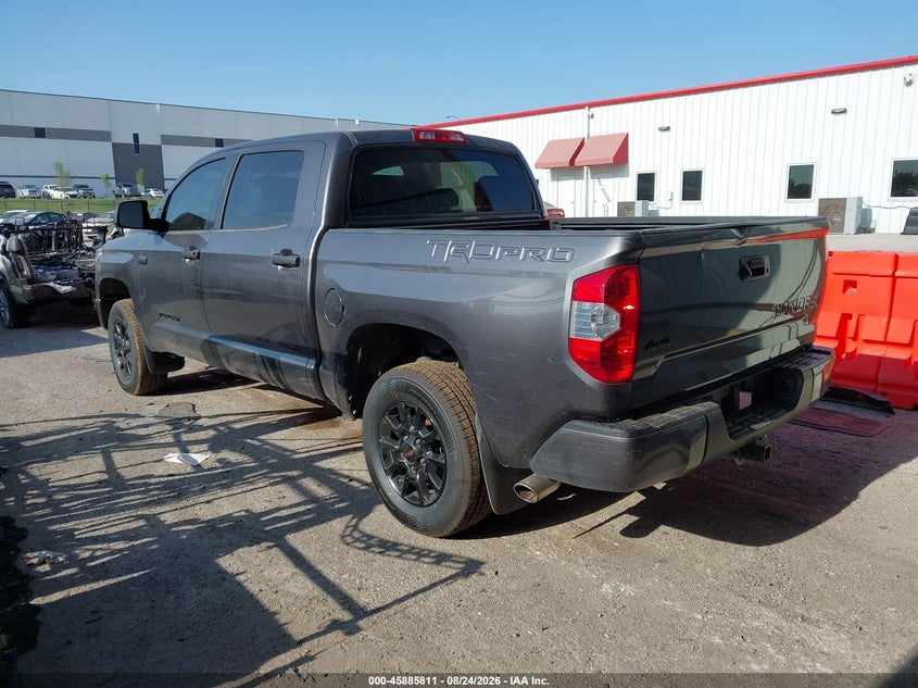 TOYOTA TUNDRA - zdjęcie 3