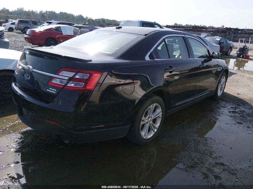 2018 FORD TAURUS auction photo 4