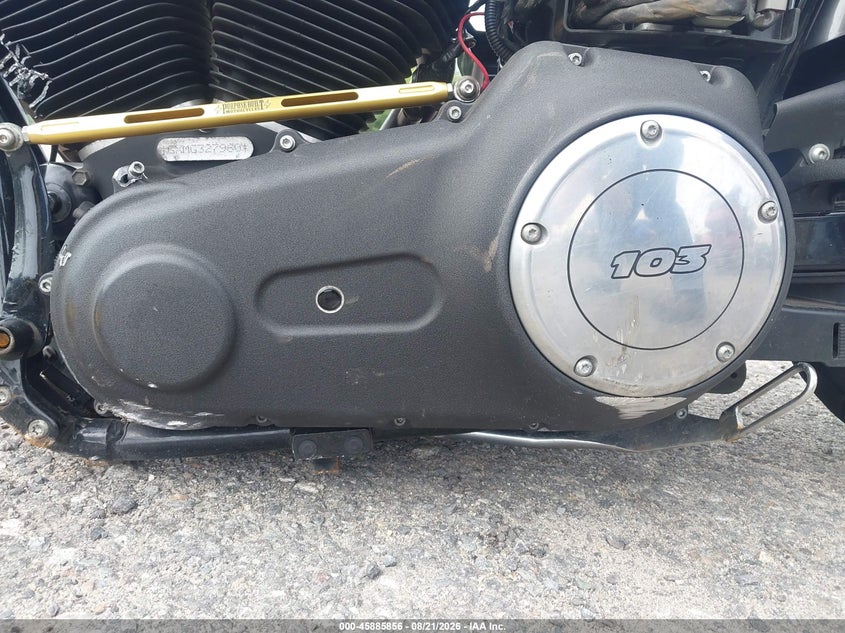 HARLEY-DAVIDSON FXDB 2016