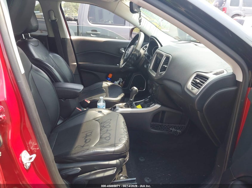 JEEP COMPASS 2019 VIN 3C4NJDCB9KT843093