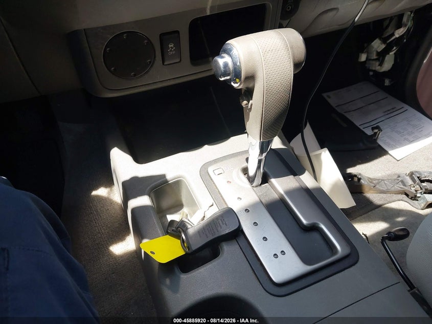 2012 NISSAN NAVARA (FRONTIER) TRUCK 4.0L V-6 DOHC, VVT, 261HP