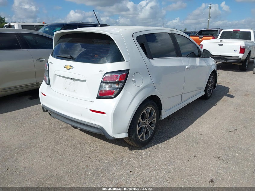 2017 CHEVROLET SONIC auction photo 4