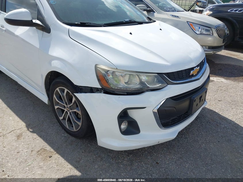 2017 CHEVROLET SONIC auction photo 6