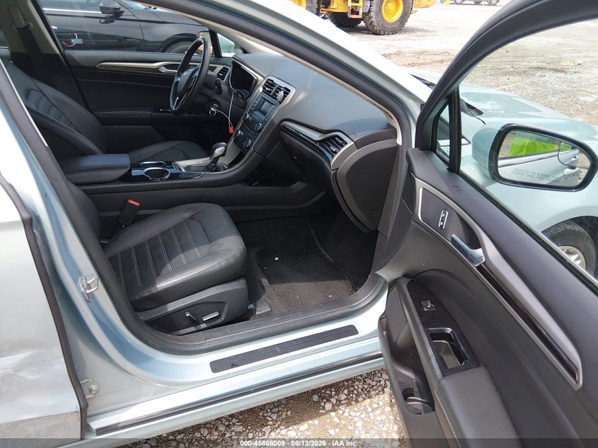 2014 FORD FUSION HYBRID auction photo 5