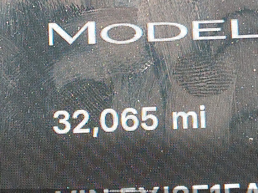 TESLA MODEL 3 - zdjęcie 14
