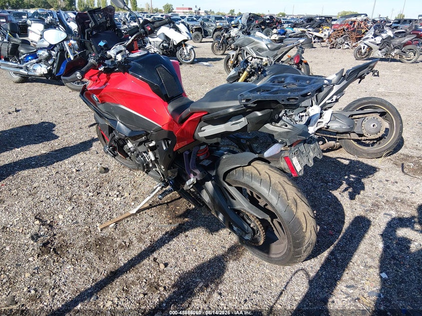 2022 BMW S 1000 auction photo 3