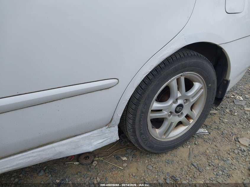 2005 KIA SPECTRA auction photo 6