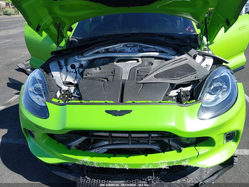 ASTON MARTIN DBX - zdjęcie 10