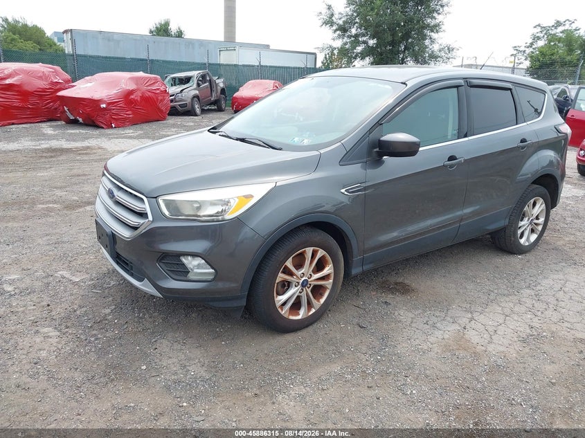 2017 FORD ESCAPE auction photo 2