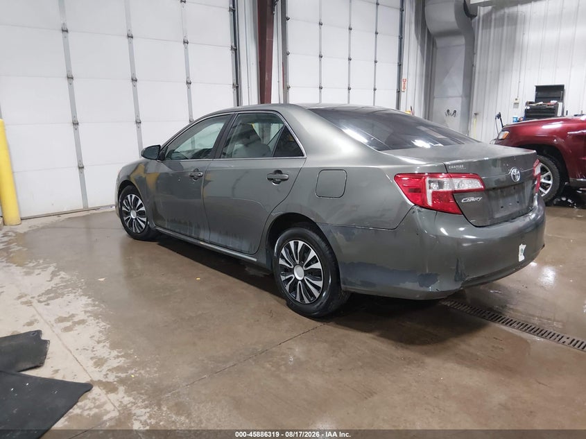 2014 TOYOTA CAMRY auction photo 3