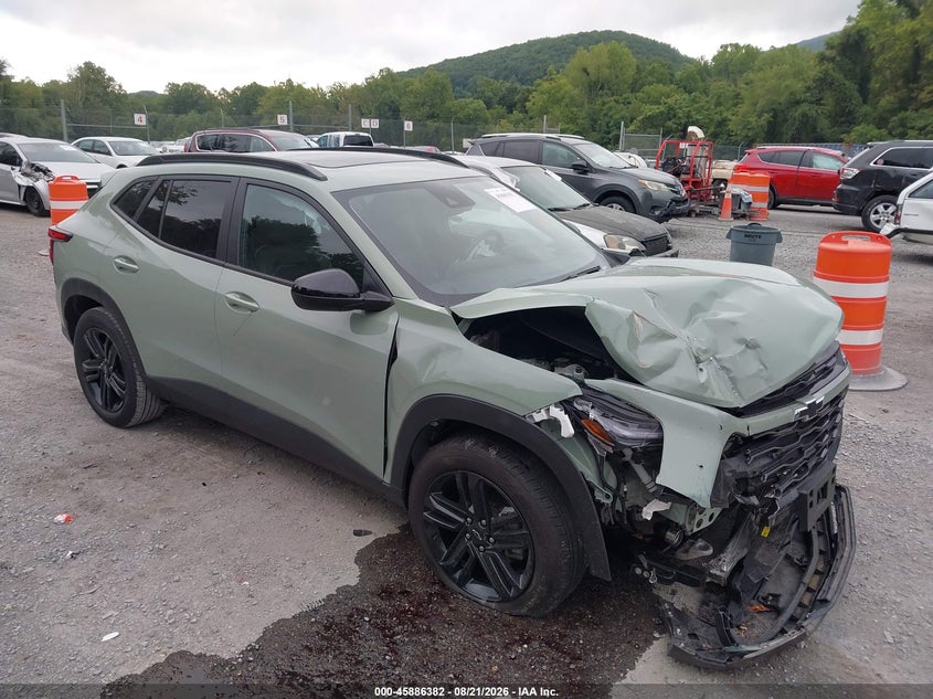 2025 CHEVROLET TRAX auction photo 1