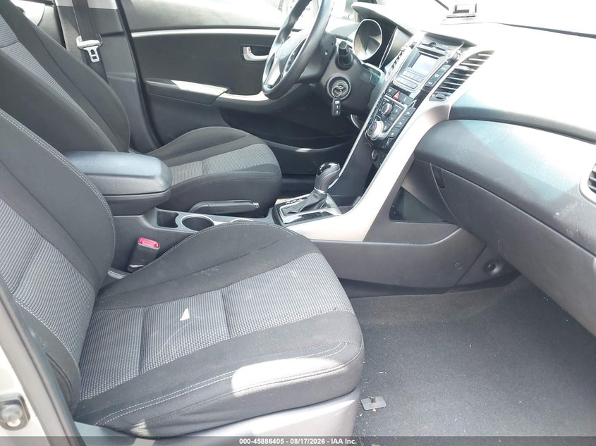 2013 HYUNDAI ELANTRA GT auction photo 5