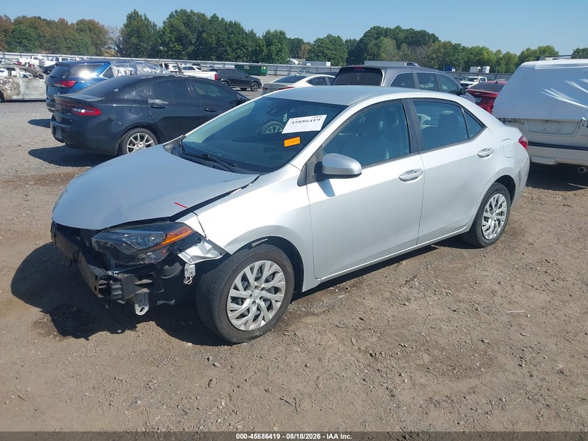 TOYOTA COROLLA - zdjęcie 2
