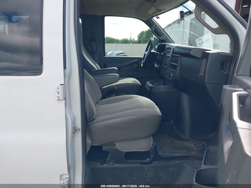 CHEVROLET EXPRESS 3500 2019 VIN 1GAZGNFG7K1355676