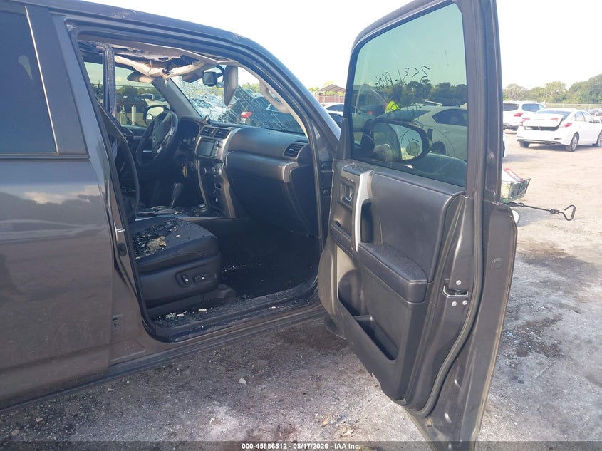 TOYOTA 4RUNNER 2018 VIN JTEBU5JR0J5547647
