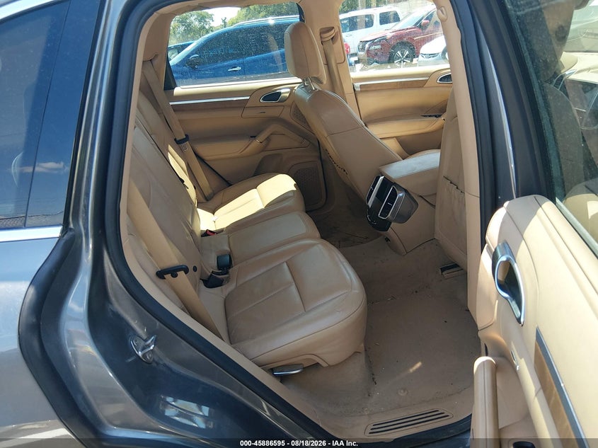 2012 PORSCHE CAYENNE auction photo 8