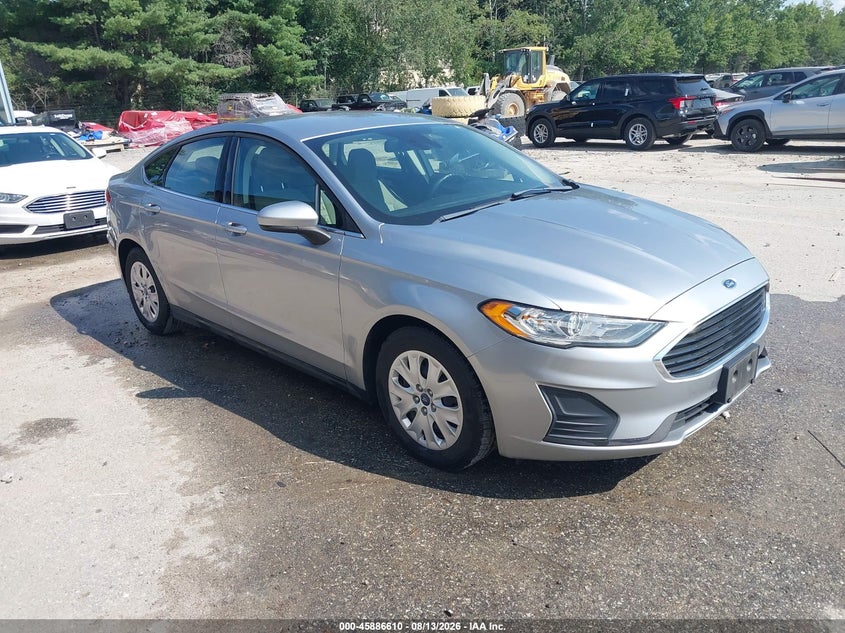 Vin: 3fa6p0g72lr201417, lot: 46385644, ford fusion s 2020 img_1