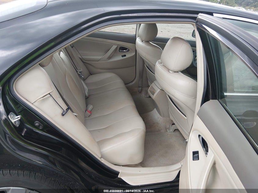 2009 TOYOTA CAMRY auction photo 8