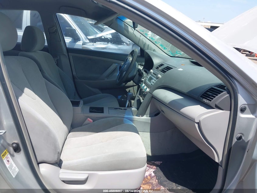 2009 TOYOTA CAMRY auction photo 5