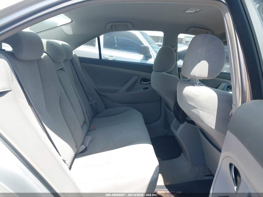 2009 TOYOTA CAMRY auction photo 8