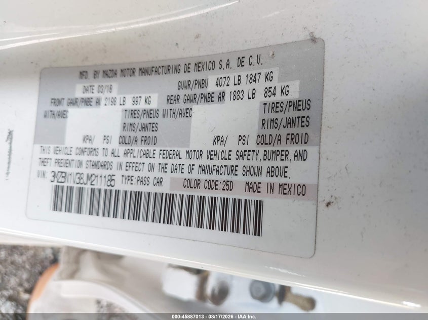 MAZDA MAZDA3 2018 VIN 3MZBN1V38JM211185