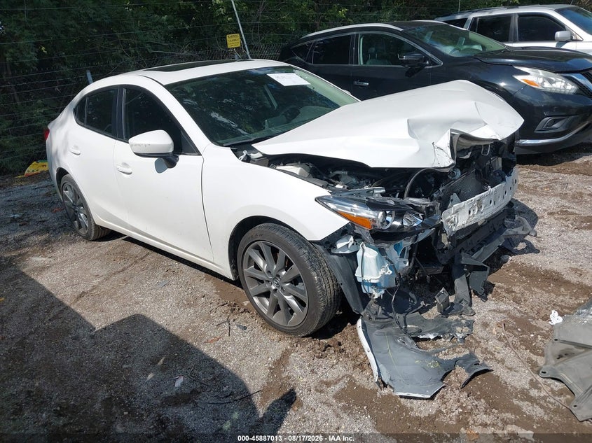 2018 MAZDA MAZDA3 auction photo 1