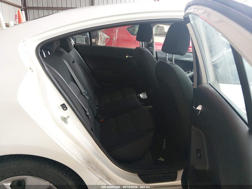 2015 KIA FORTE auction photo 8
