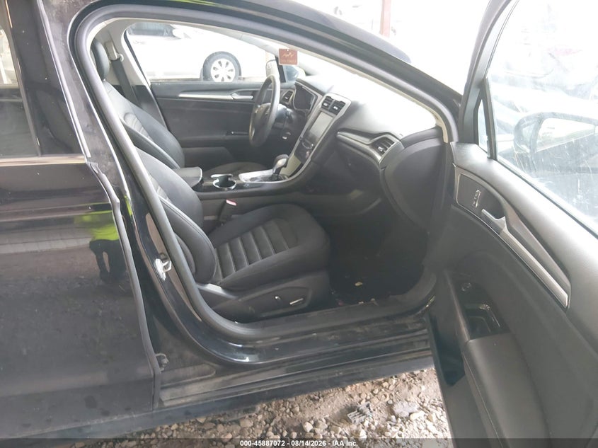 2015 FORD FUSION auction photo 5