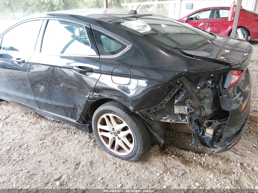 2015 FORD FUSION auction photo 6