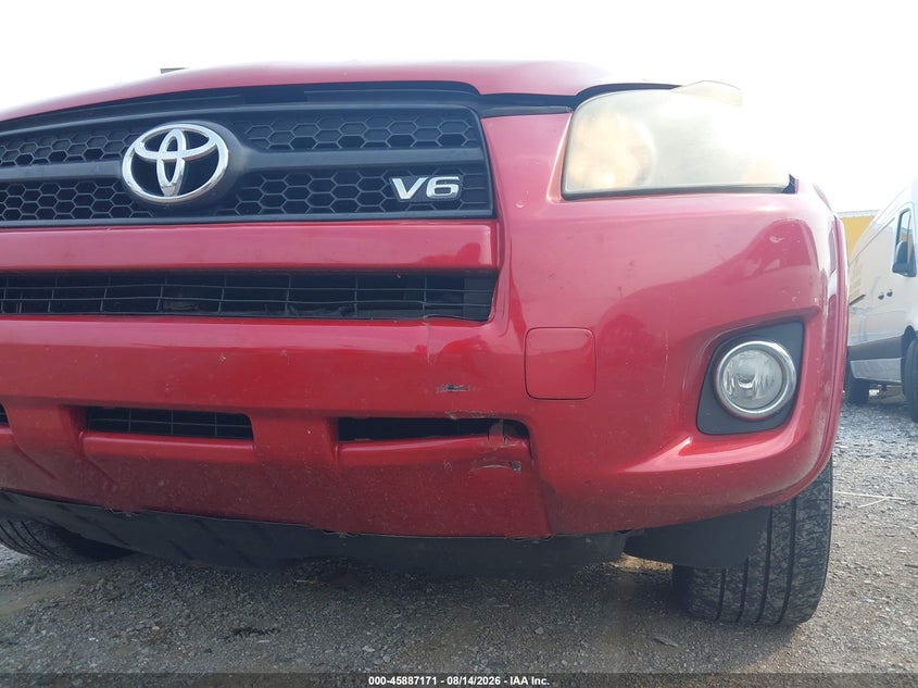 2010 TOYOTA RAV4 auction photo 6