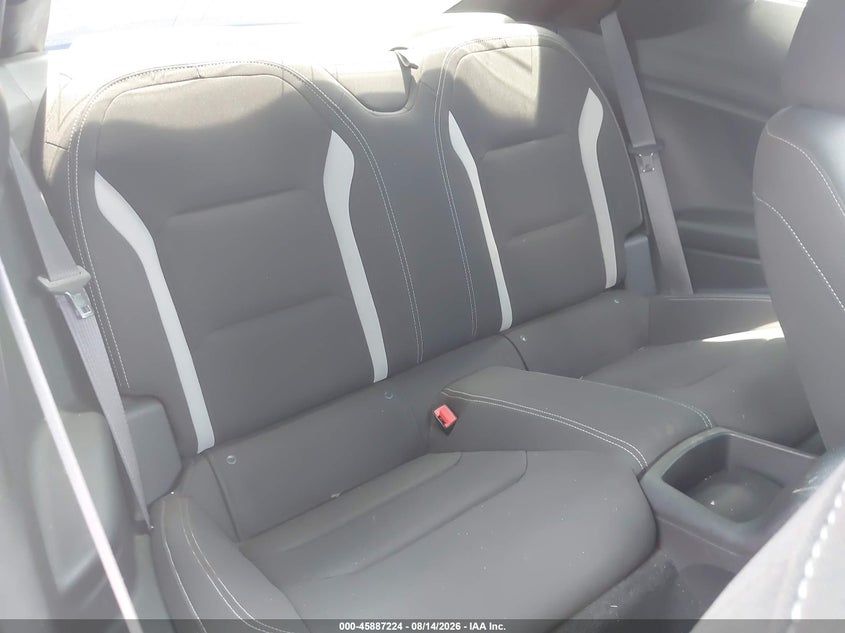 2017 CHEVROLET CAMARO auction photo 8