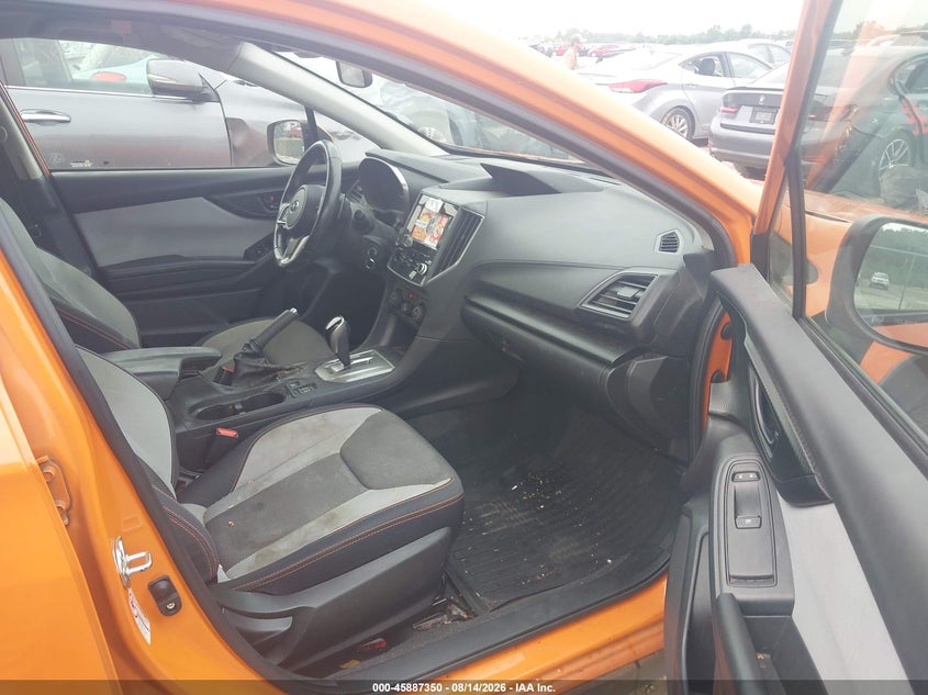 2019 SUBARU CROSSTREK auction photo 5