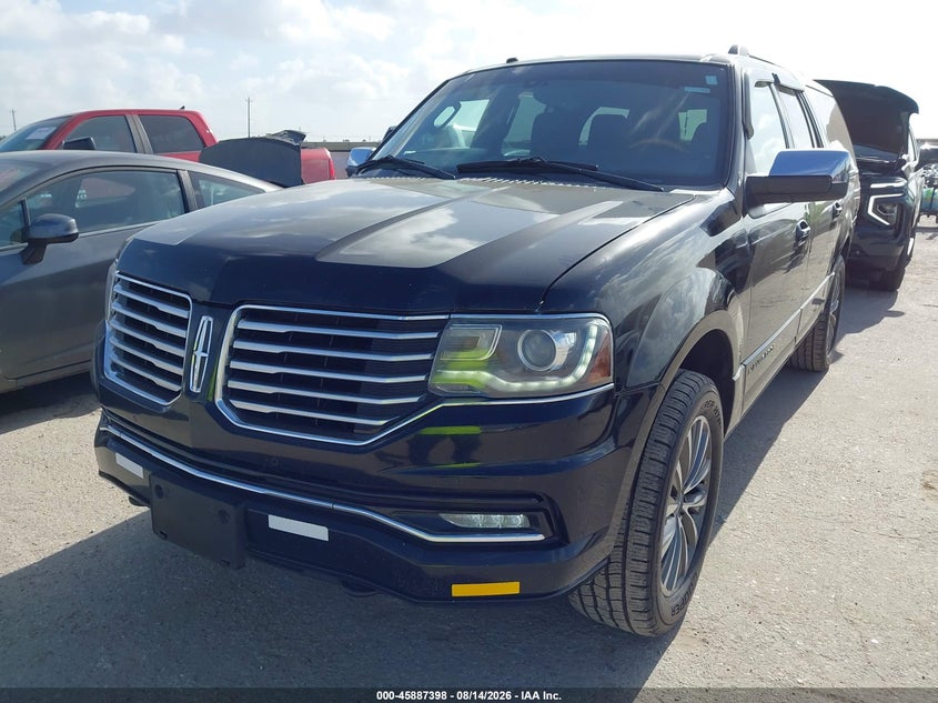 2017 LINCOLN NAVIGATOR L auction photo 6