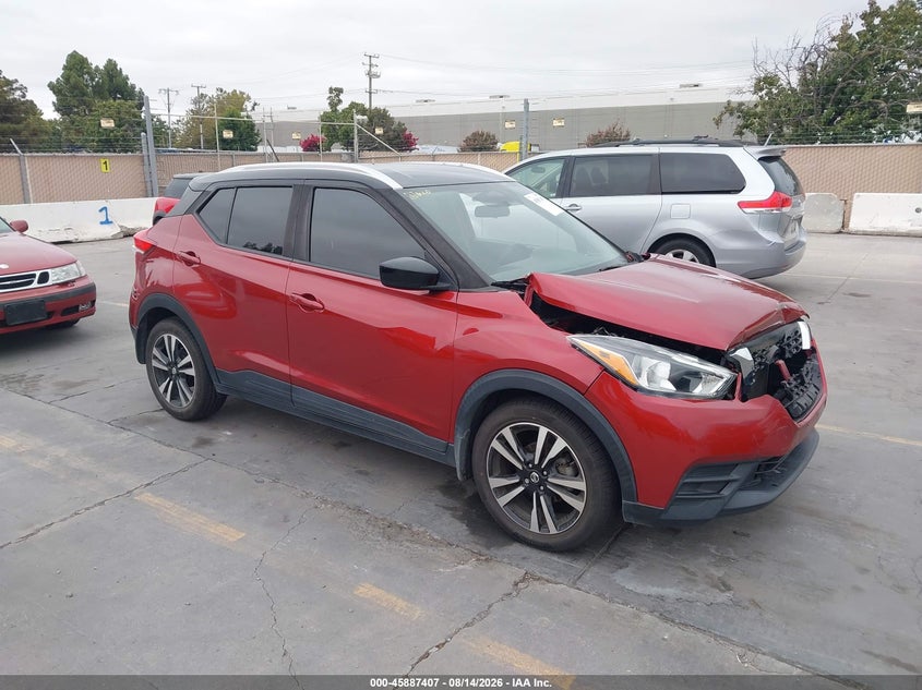 2019 NISSAN KICKS auction photo 1