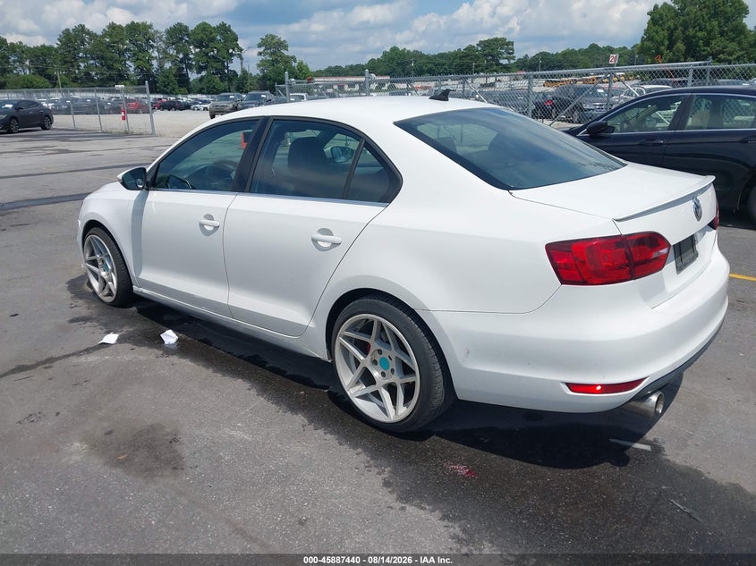 2013 VOLKSWAGEN JETTA auction photo 3