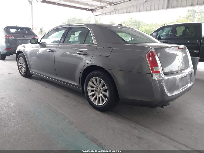 2012 CHRYSLER 300 auction photo 3
