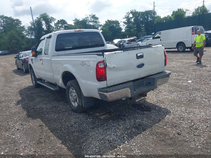 2010 FORD SUPER DUTY F-250 SRW auction photo 3
