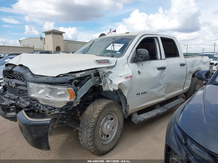 Vin: 3c6ur4cj3ng424172, lot: 46386533, ram 2500 tradesman  4x2 6'4 box 20222