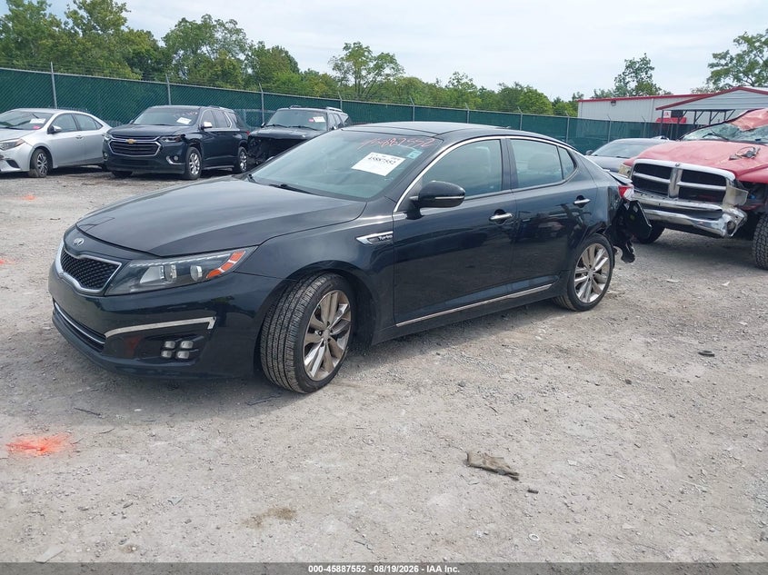 2015 Kia Optima, Левый зад, IAAI, VIN 5XXGR4A62FG446026 — фото 2